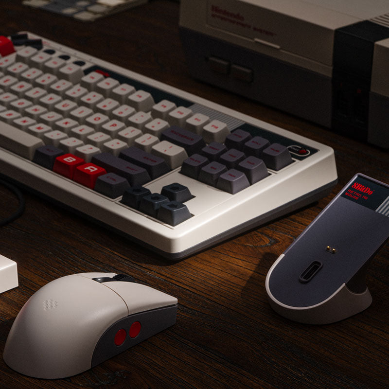 8BitDo Retro R8 Mouse - N Edition (Ships on May 22th 2025)