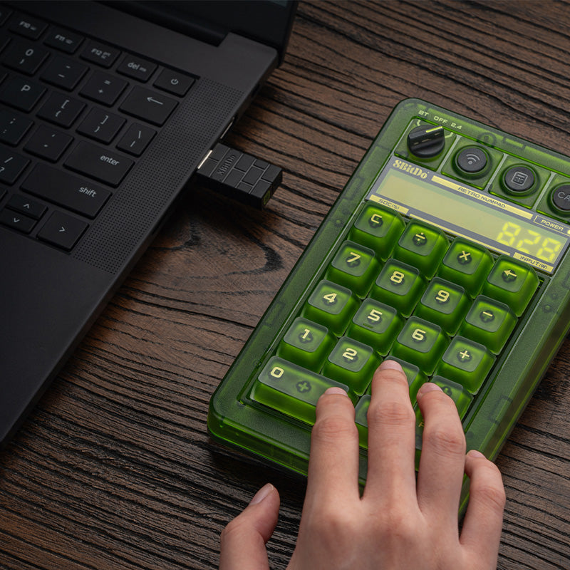 8BitDo Retro 18 Mechanical Numpad - Xbox Edition